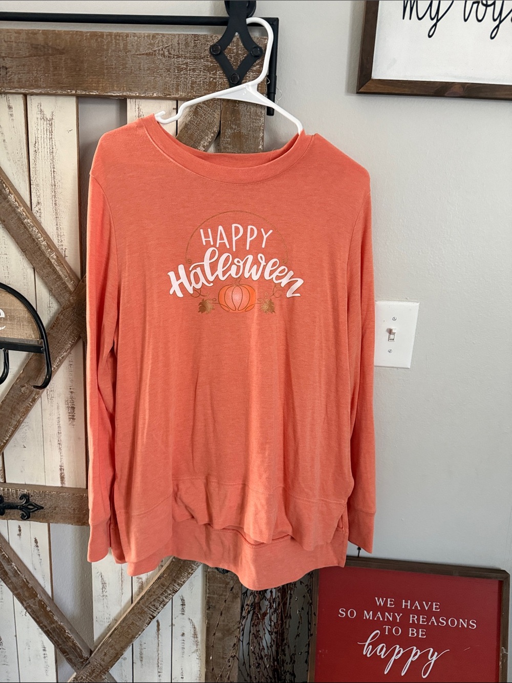 Celebrate It Women's Orange 'Happy Halloween' Long Sleeve Top